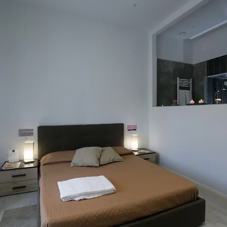 Esposito Plaza- Rooms&Suite-3